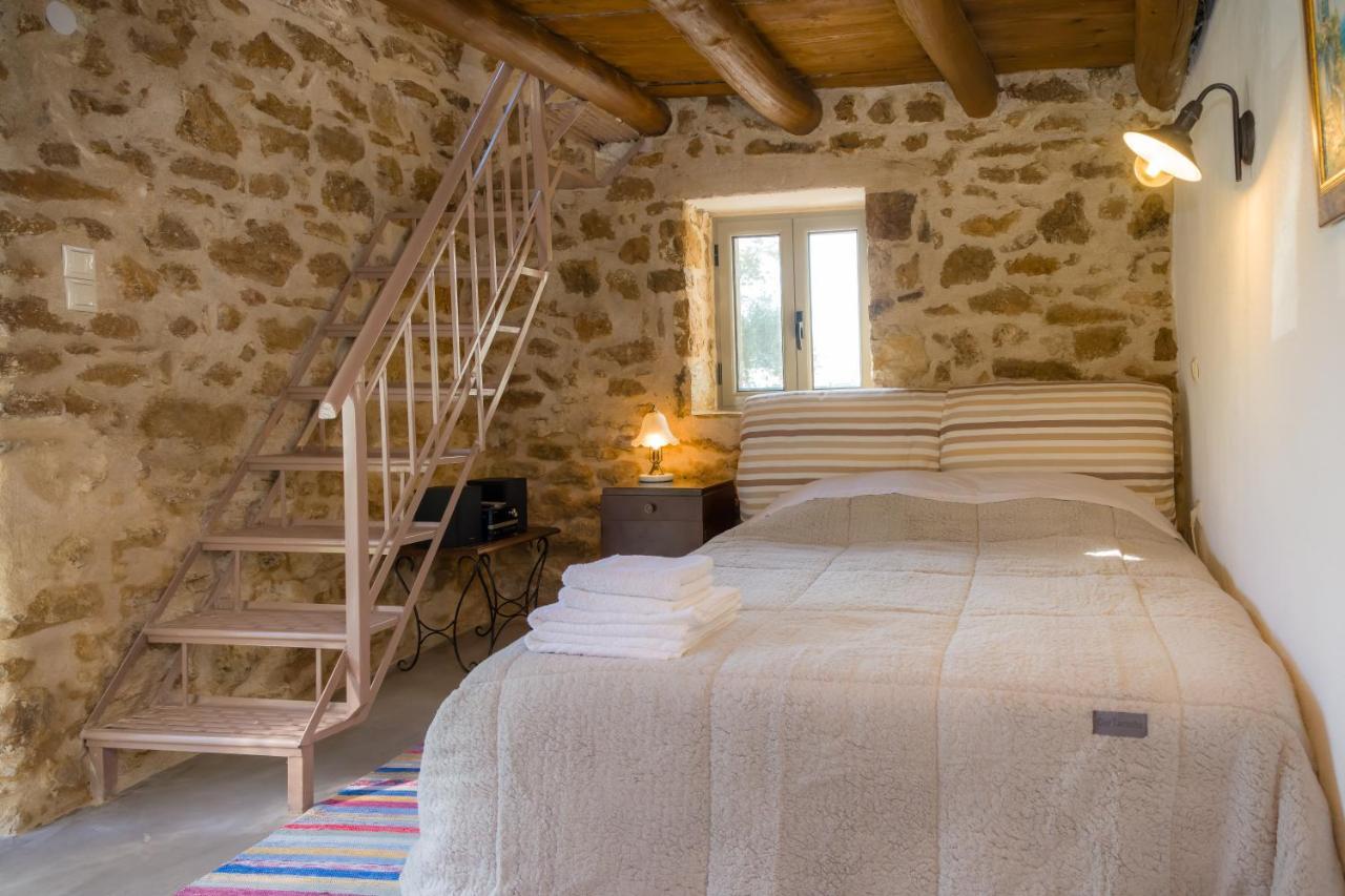 Messinian Stone House Vila Exterior foto